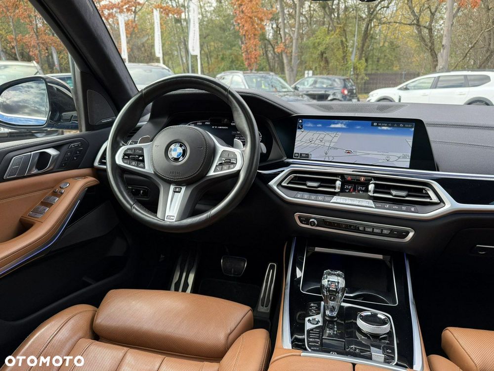 BMW X7 M50i sport - 9