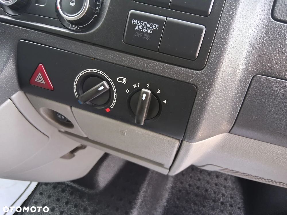 Volkswagen Transporter DSG - 13