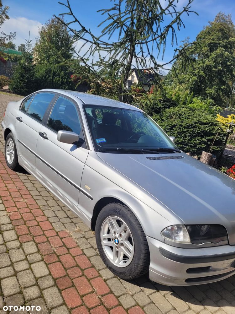 BMW Seria 3 316i - 1