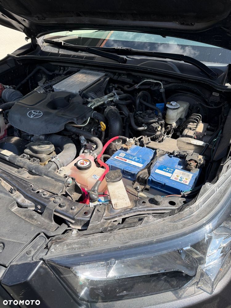Toyota Hilux - 11