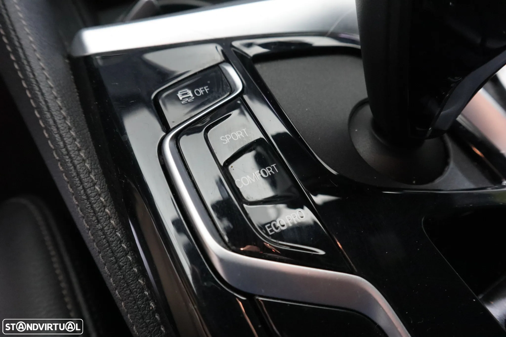 BMW 520 d Pack Desportivo M Auto - 17