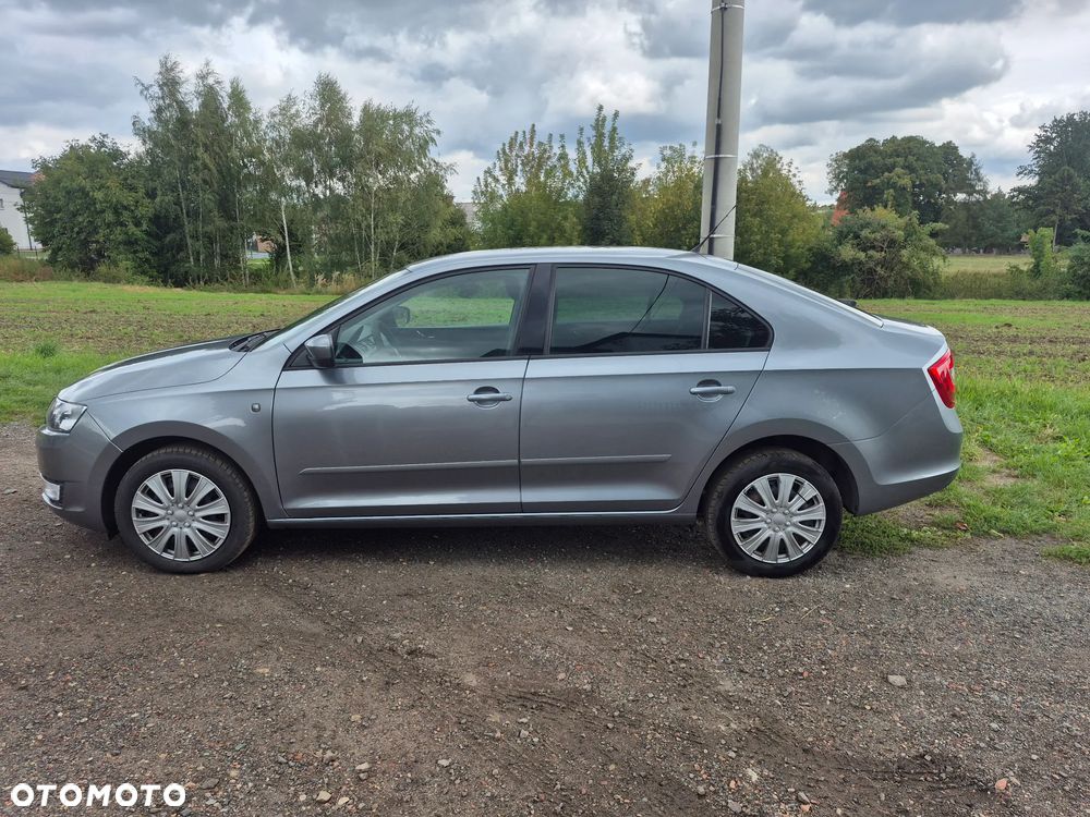 Skoda RAPID 1.2 TSI Ambition - 2