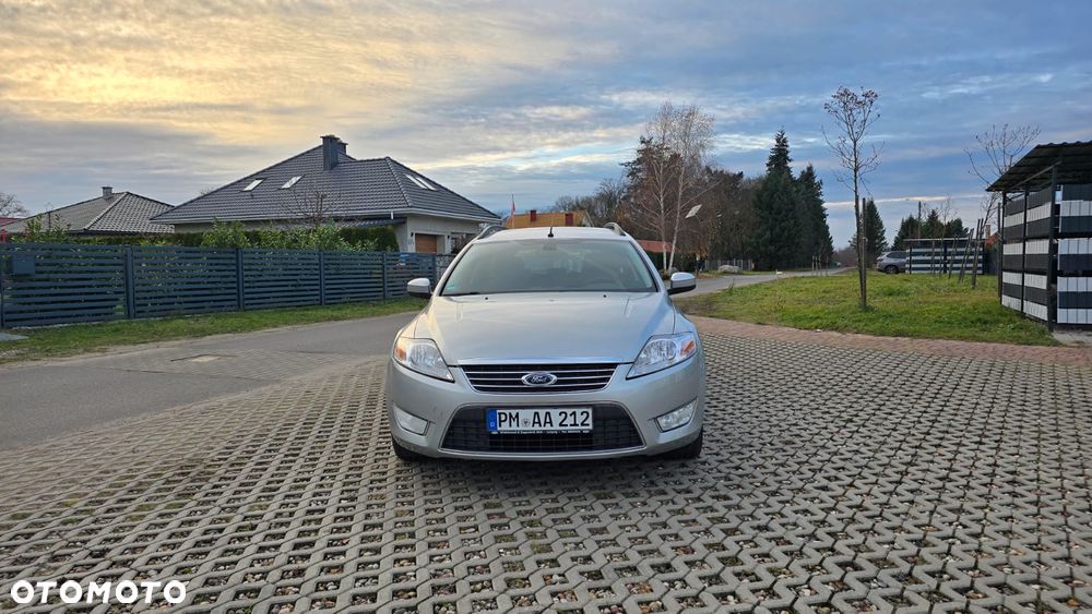 Ford Mondeo 2.0 Ghia X100 / X - 2