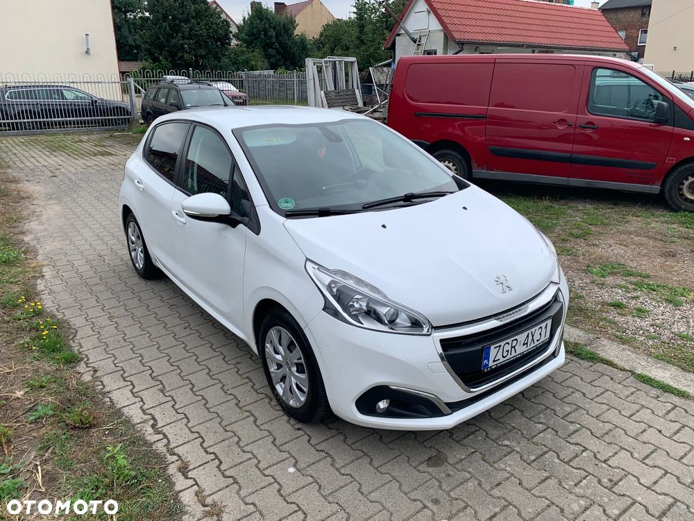 Peugeot 208 - 2