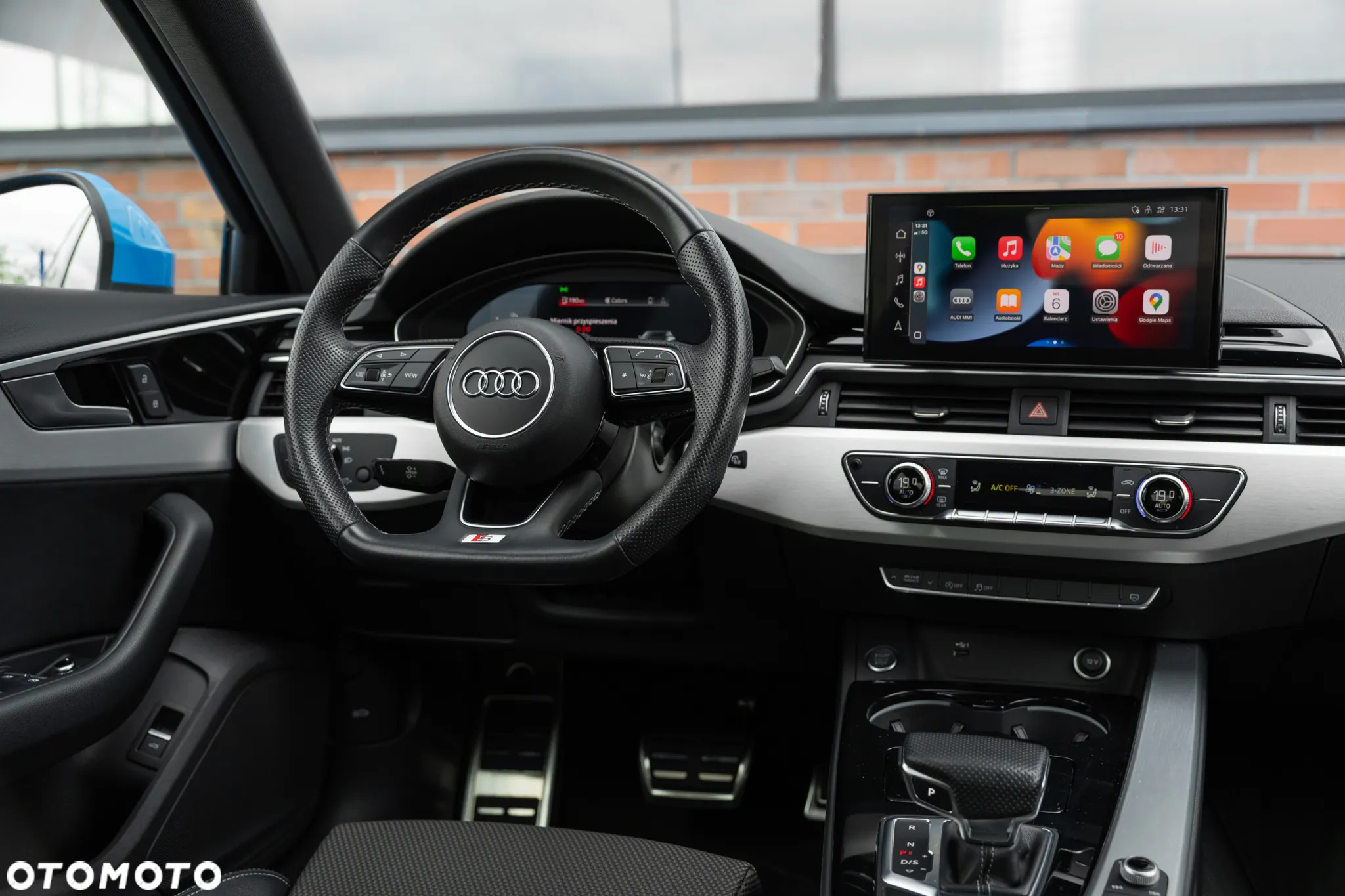 Audi A4 Avant 40 TFSI quattro S tronic S line - 28