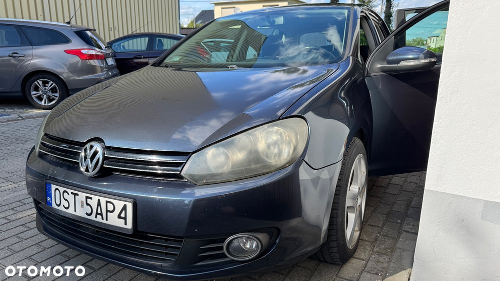 Volkswagen Golf 2010 photo 2