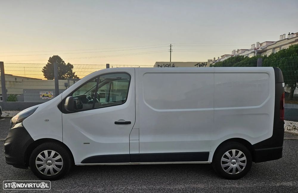 Opel Vivaro 1.6 CDTI Biturbo - IVA Dedutível - 4