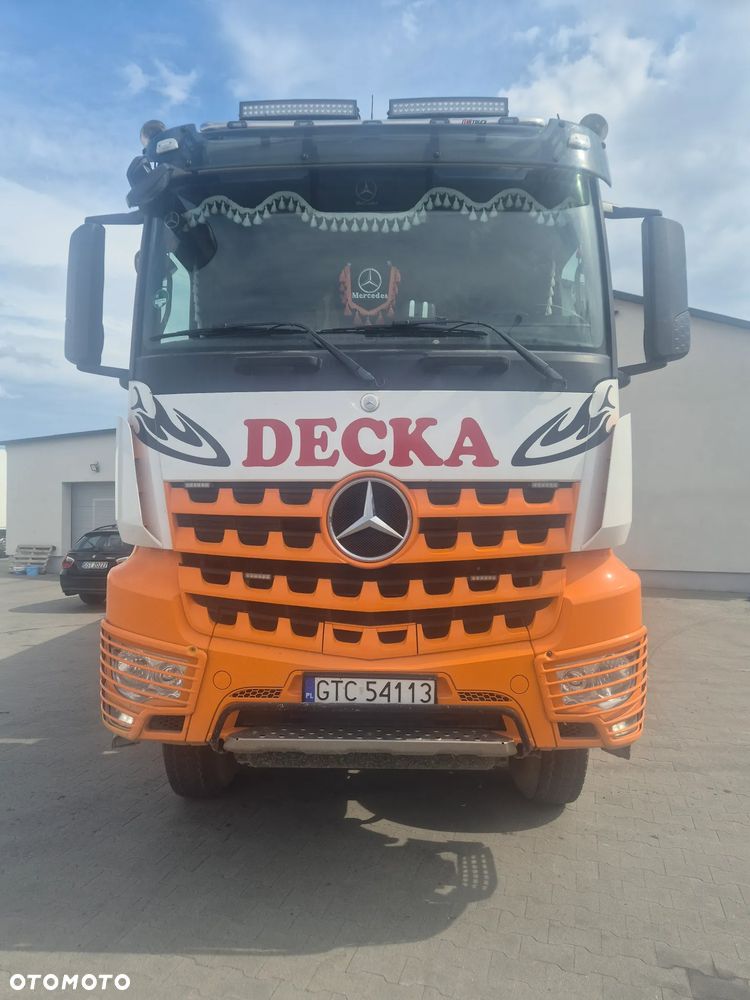 Mercedes-Benz Arocs - 1