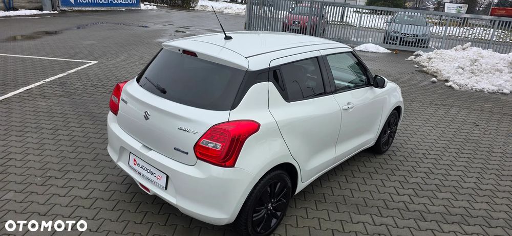 Suzuki Swift 1.2 SHVS Premium Plus - 11