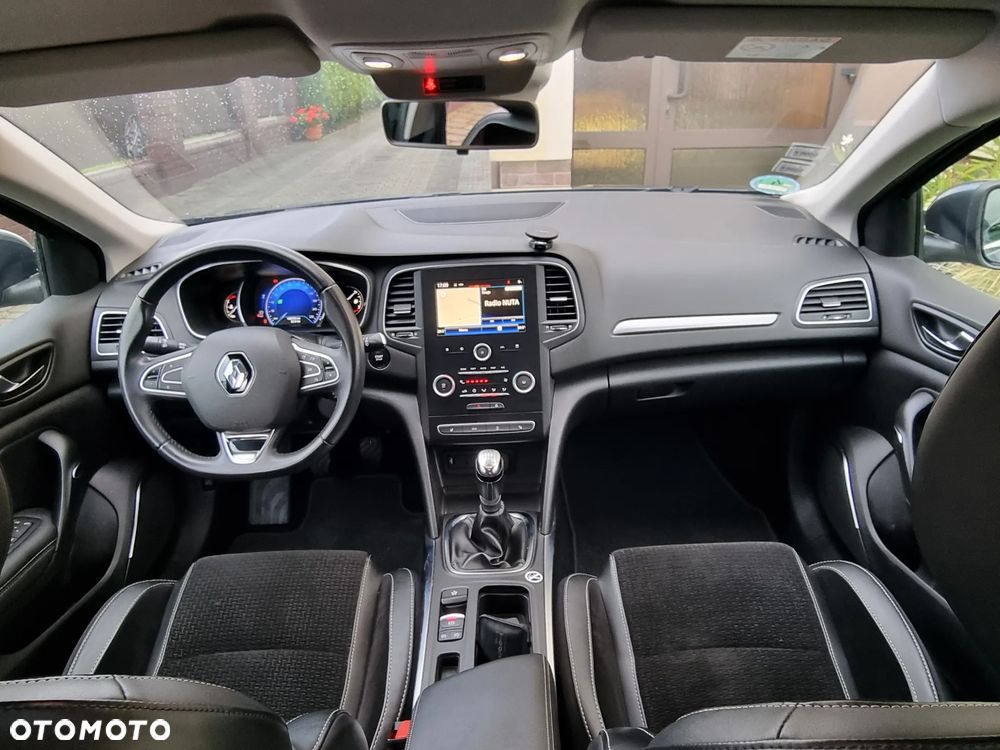 Renault Megane ENERGY TCe 130 LIMITED - 9