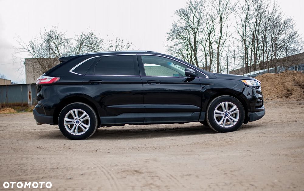 Ford Edge - 15