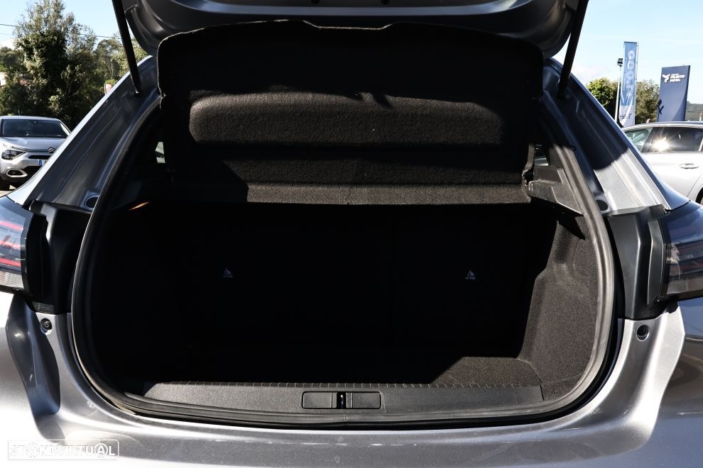 Peugeot 208 1.2 PureTech Allure - 18