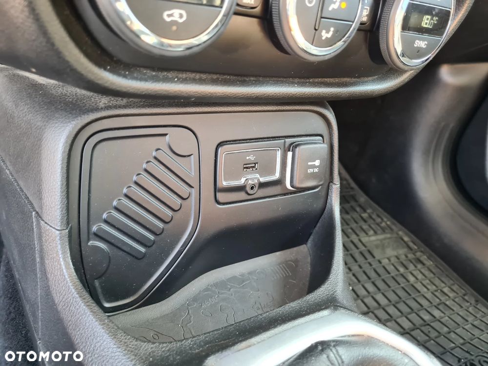 Jeep Renegade - 20