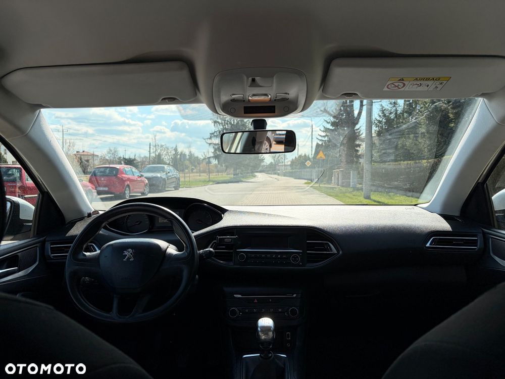 Peugeot 308 1.6 THP Active - 10