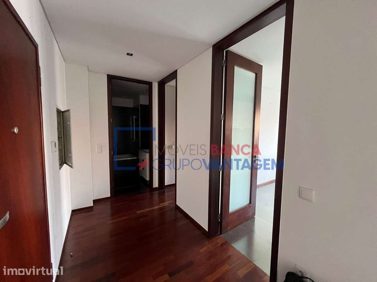 APARTAMENTO T1 - PORTO - BONFIM - Grande imagem: 2/19