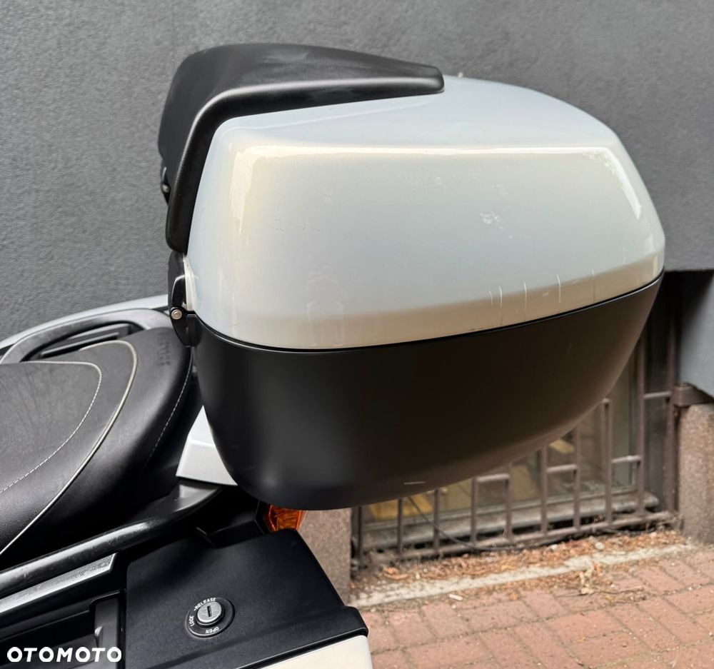 BMW K - 19