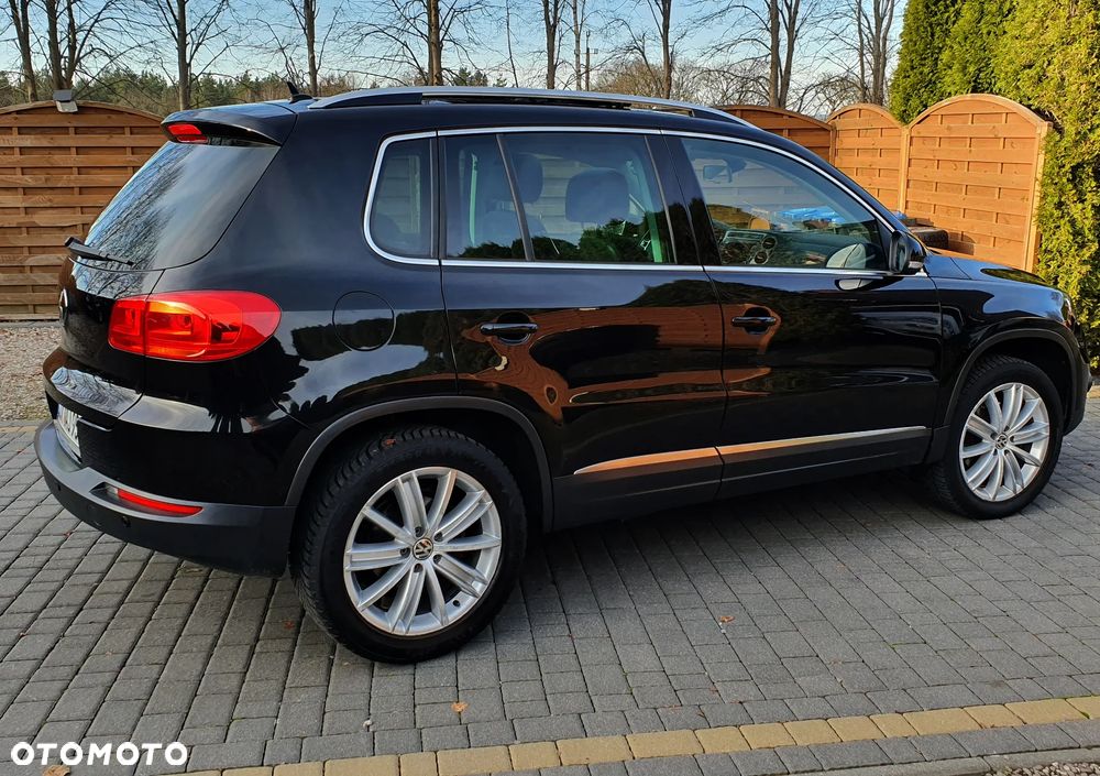 Volkswagen Tiguan - 12