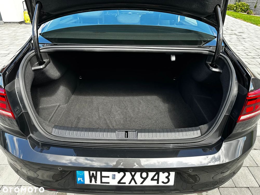 Volkswagen Passat 1.5 TSI EVO Essence DSG - 22