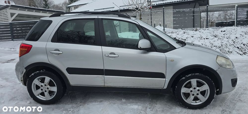 Suzuki SX4 2.0 DDiS 4x4 Style - 5