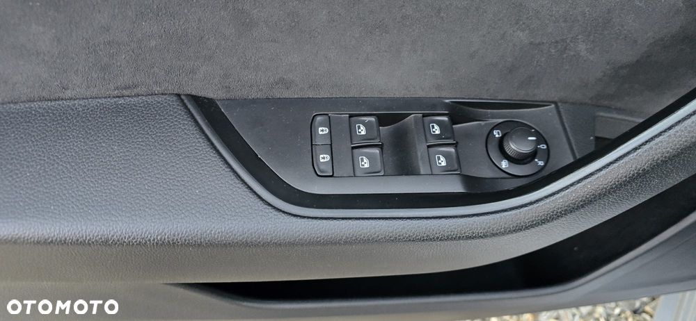 Skoda Superb 2.0 TDI SCR Sportline DSG - 16