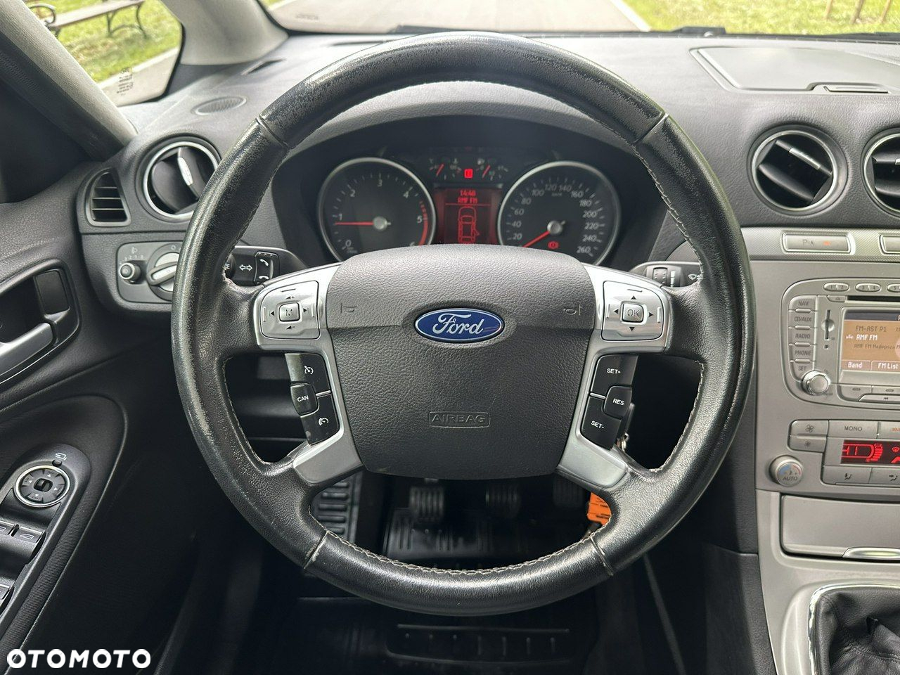 Ford S-Max - 35
