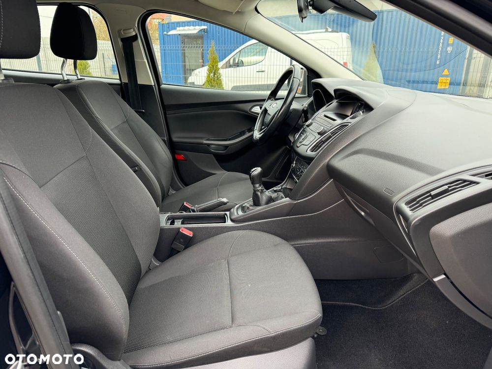 Ford Focus 1.0 EcoBoost Connected - 13