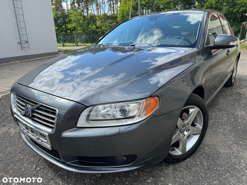 Volvo S80 - 1