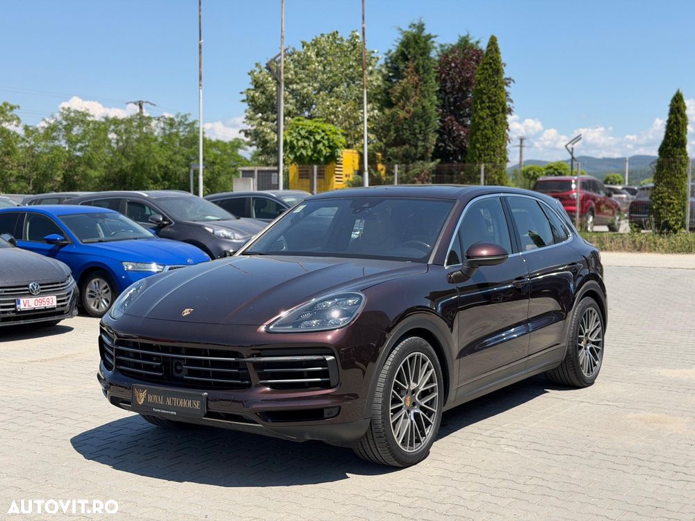 Porsche Cayenne - 2