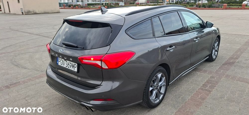 Ford Focus 2021 photo 3