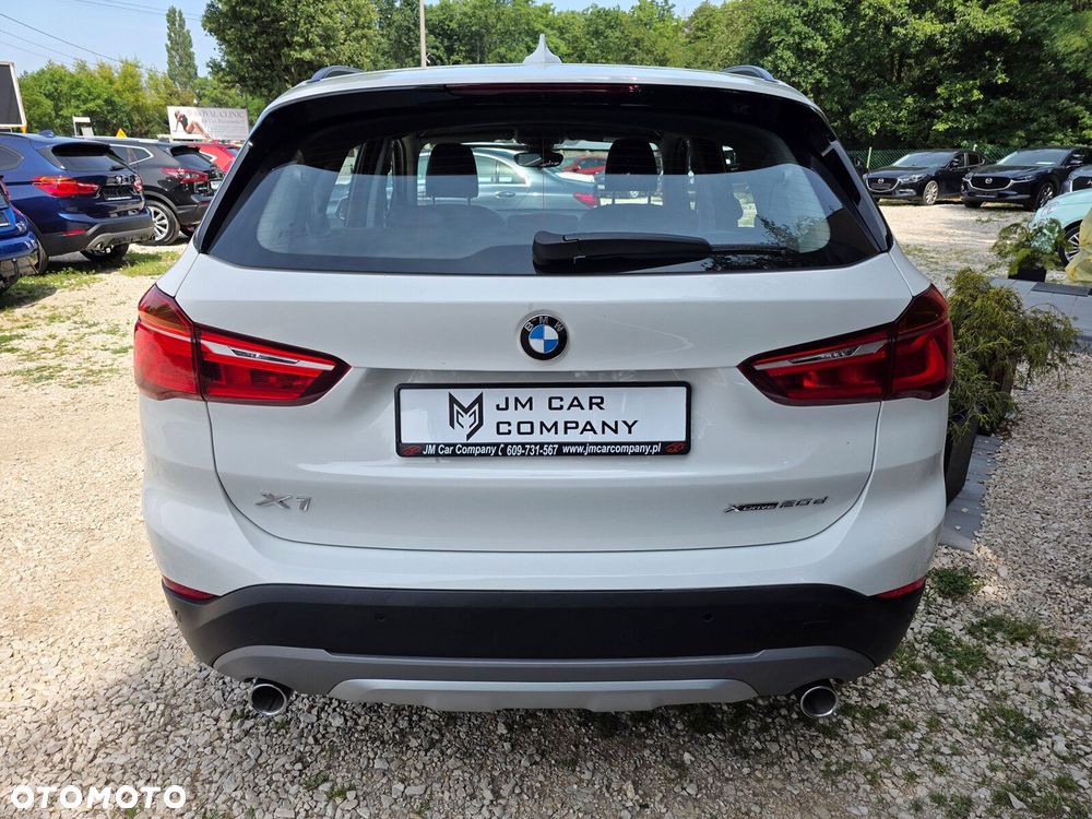 BMW X1 - 11