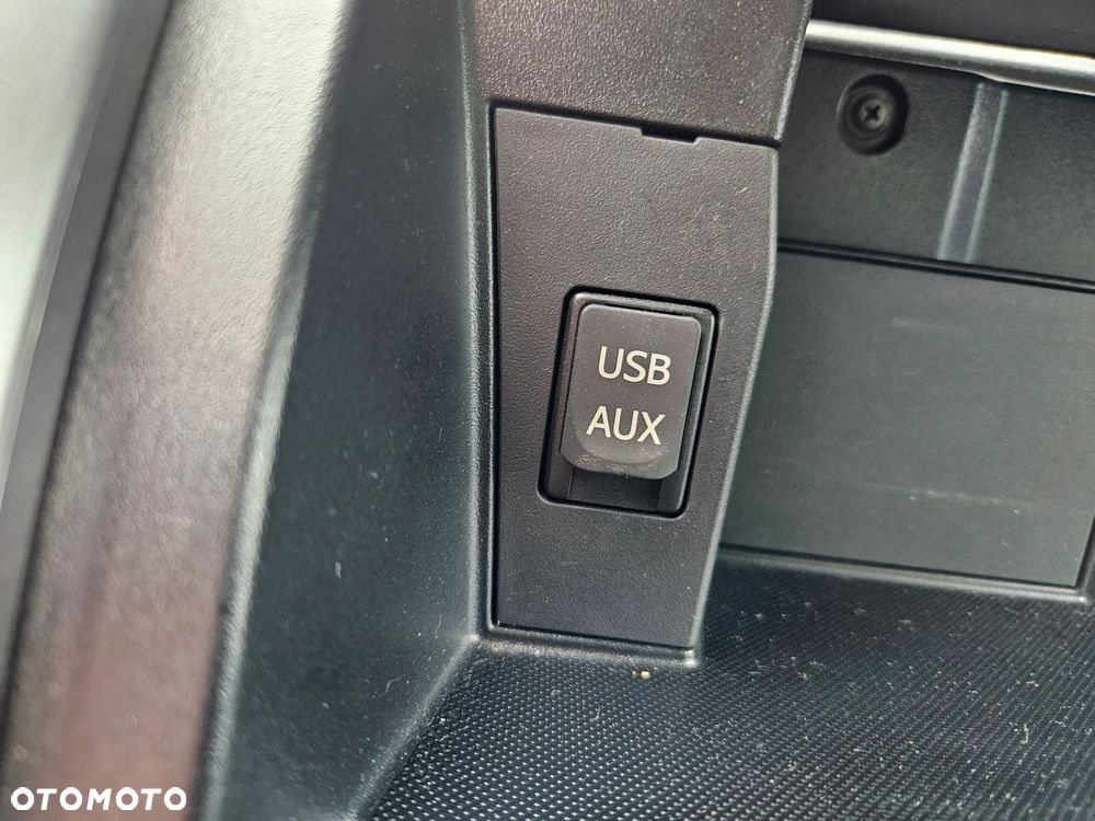 Toyota Auris 1.33 VVT-i Terra Start - 30