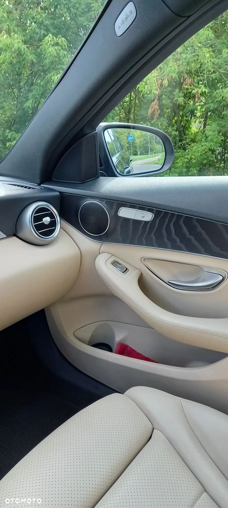 Mercedes-Benz Klasa C 220 d 4MATIC 9G-TRONIC - 3