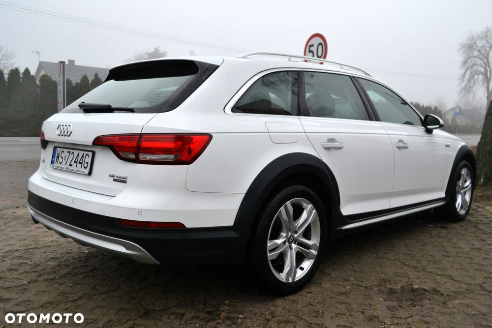 Audi A4 Allroad 2.0 TDI Quattro S tronic - 4