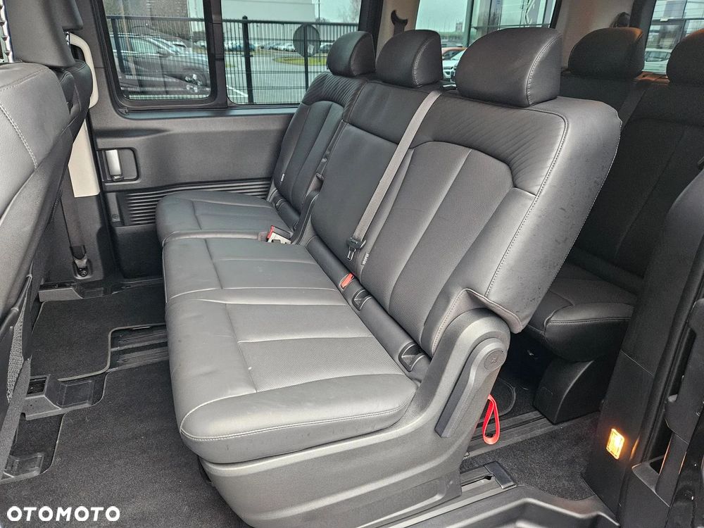 Hyundai Staria 1.6 T-GDI HEV Smart VIP - 13
