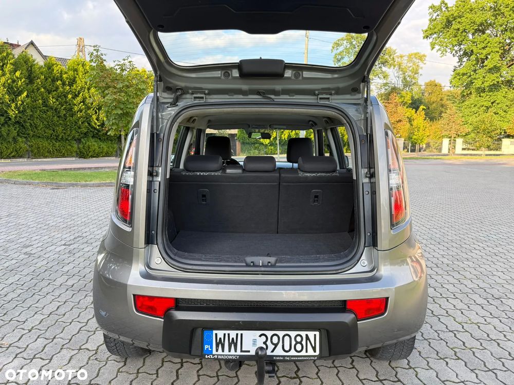 Kia Soul 1.6 CRDi L - 23