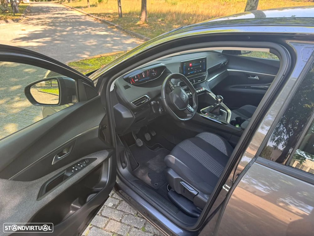 Peugeot 3008 1.5 BlueHDi Active Pack - 19