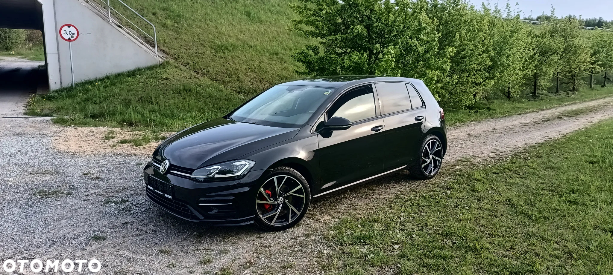 Volkswagen Golf 1.5 eTSI OPF DSG R-Line - 13