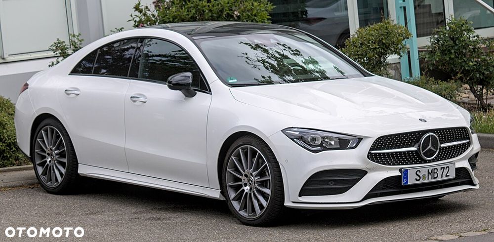 Mercedes-Benz CLA 180 7G-DCT - 1