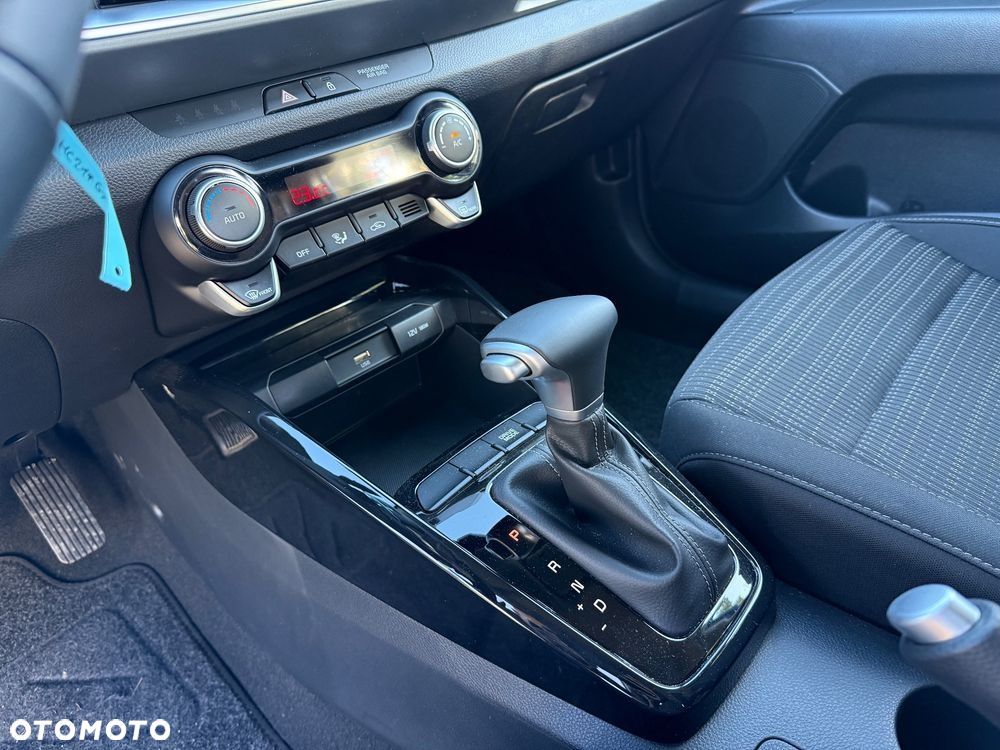 Kia Stonic 1.0 T-GDI 100 OPF DCT7 Edition 7 - 17