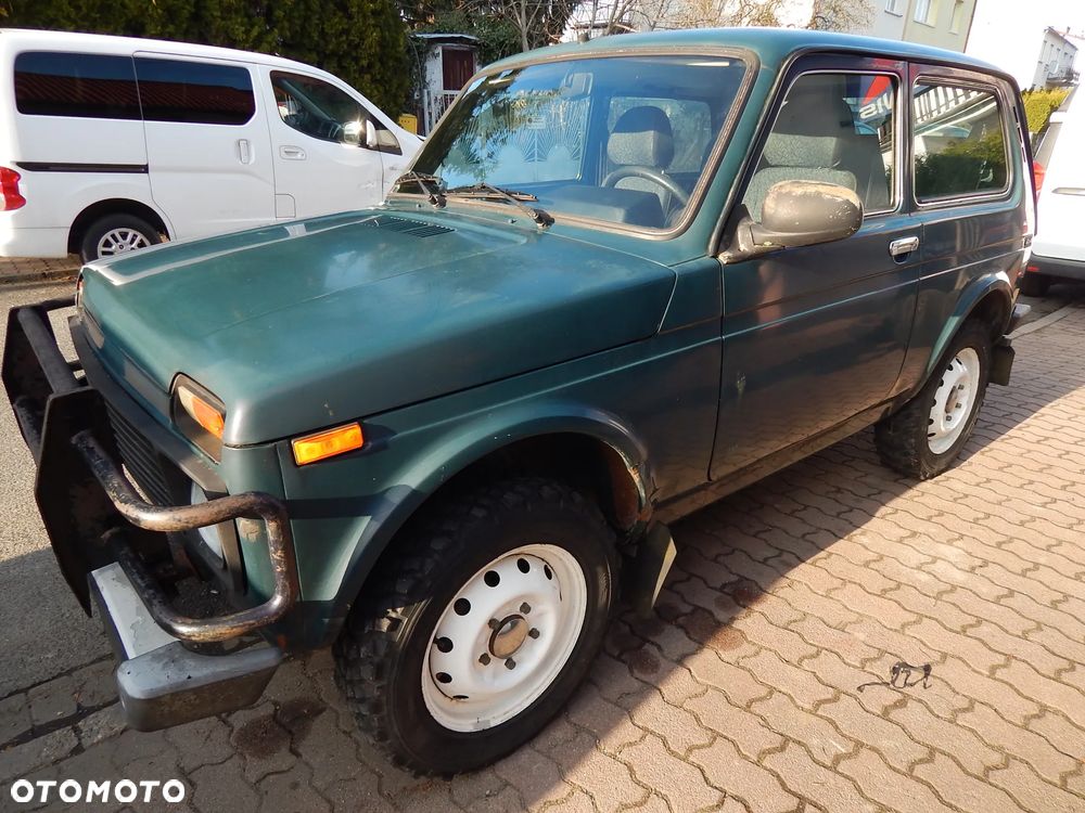 Lada Niva - 16