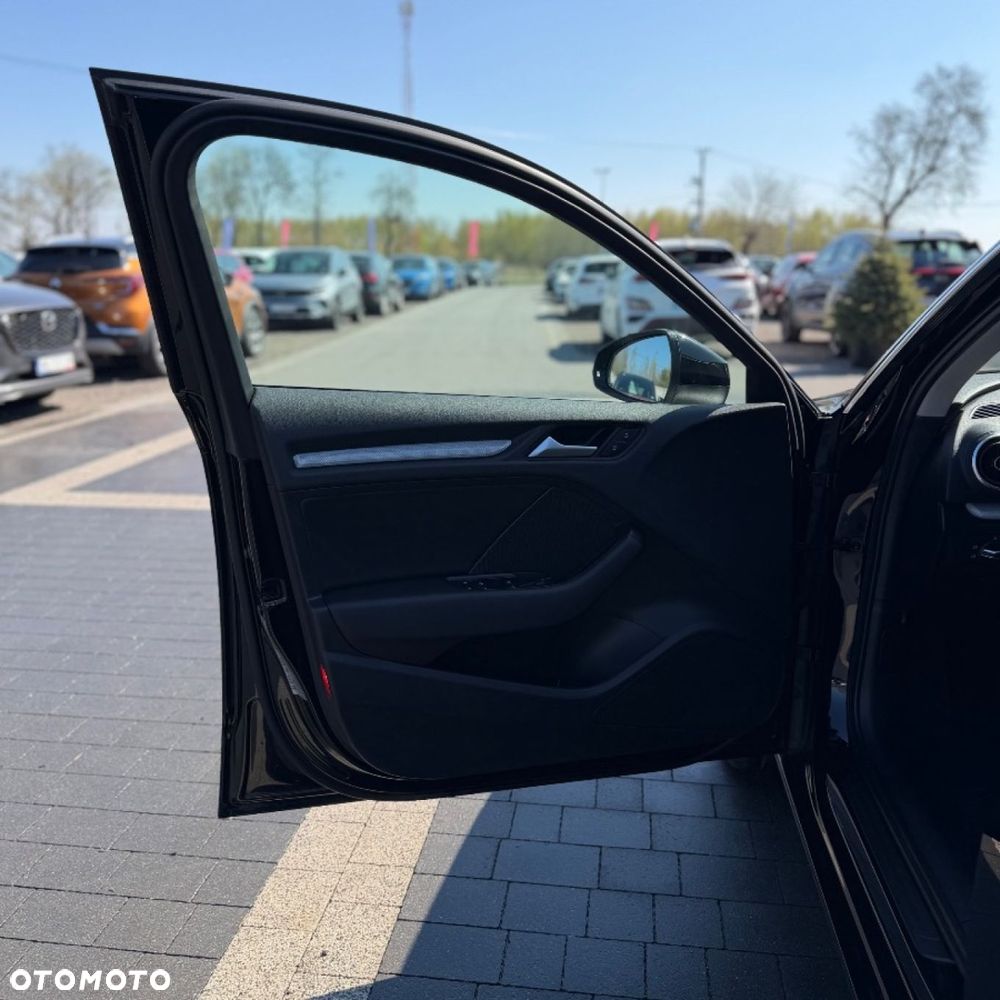 Audi A3 Sportback - 17