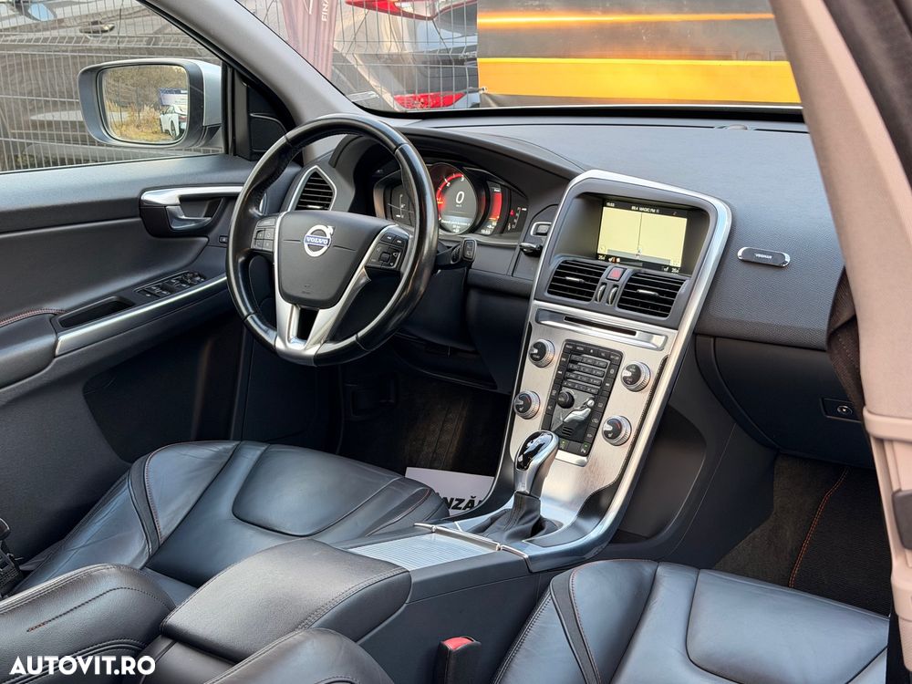 Volvo XC 60 D4 Ocean Race - 19