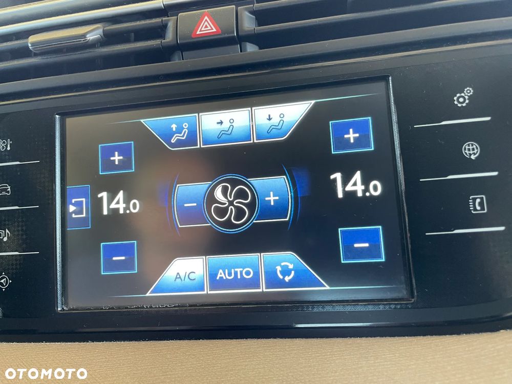 Citroën C4 Picasso - 19