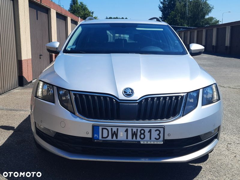 Skoda Octavia 2.0 TDI Ambition EU6 - 24