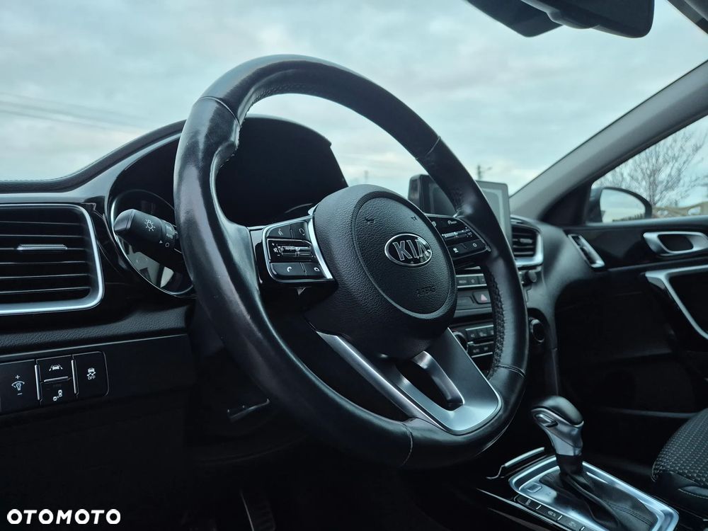Kia Ceed 1.6 CRDi DCT GT Line - 17