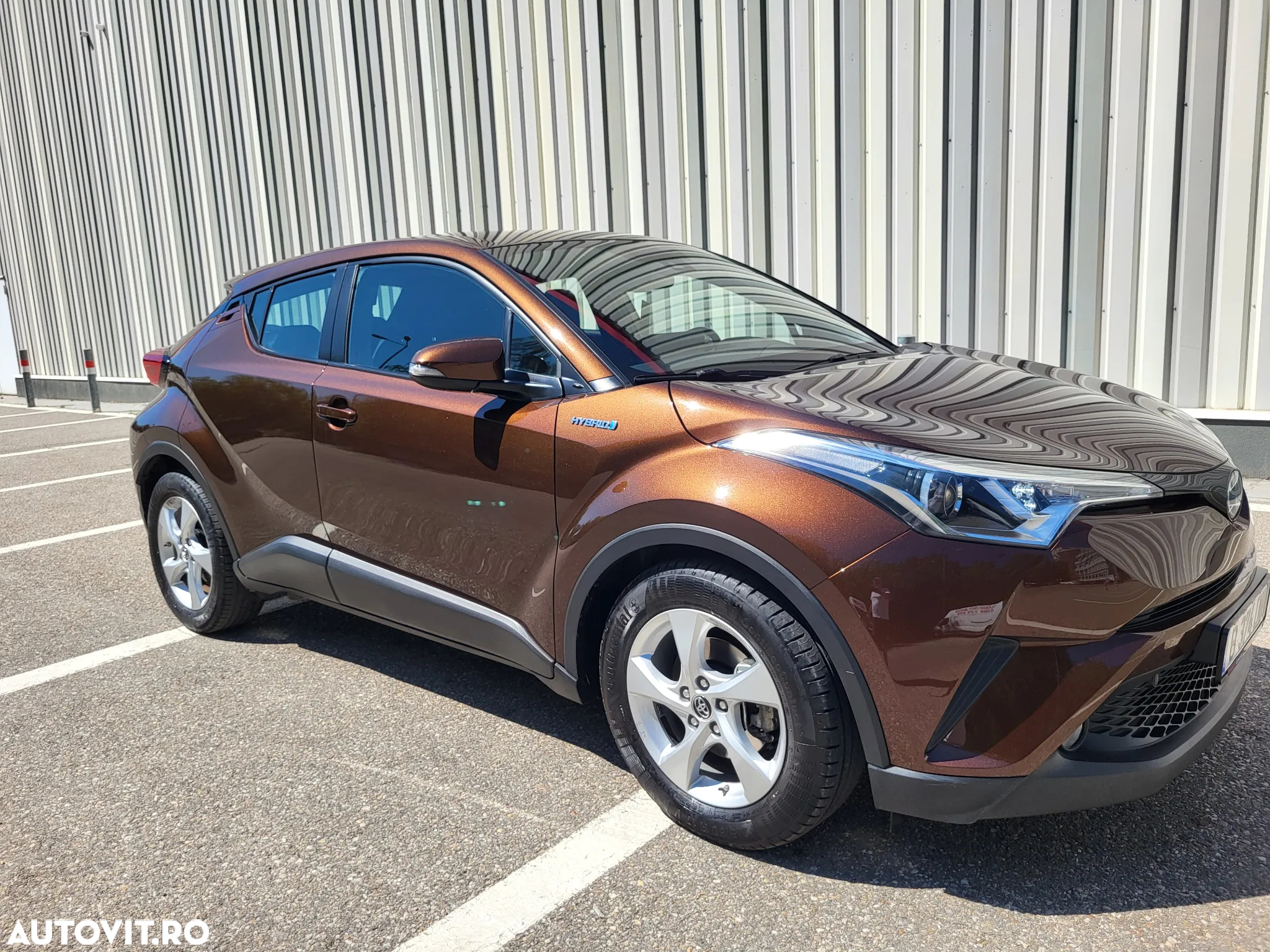 Toyota C-HR 1.8 HSD 4x2 CVT C-enter - 10