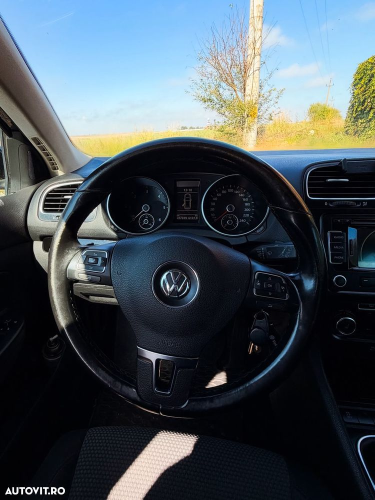 VOLKSWAGEN Golf 2012 — imagine 11