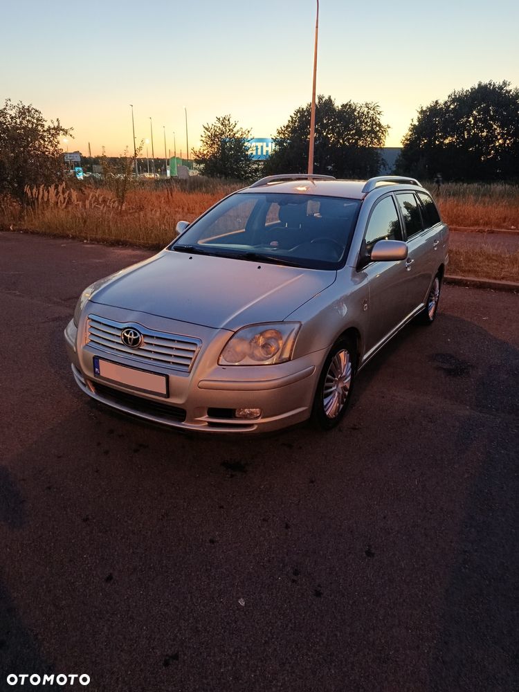 Toyota Avensis - 3