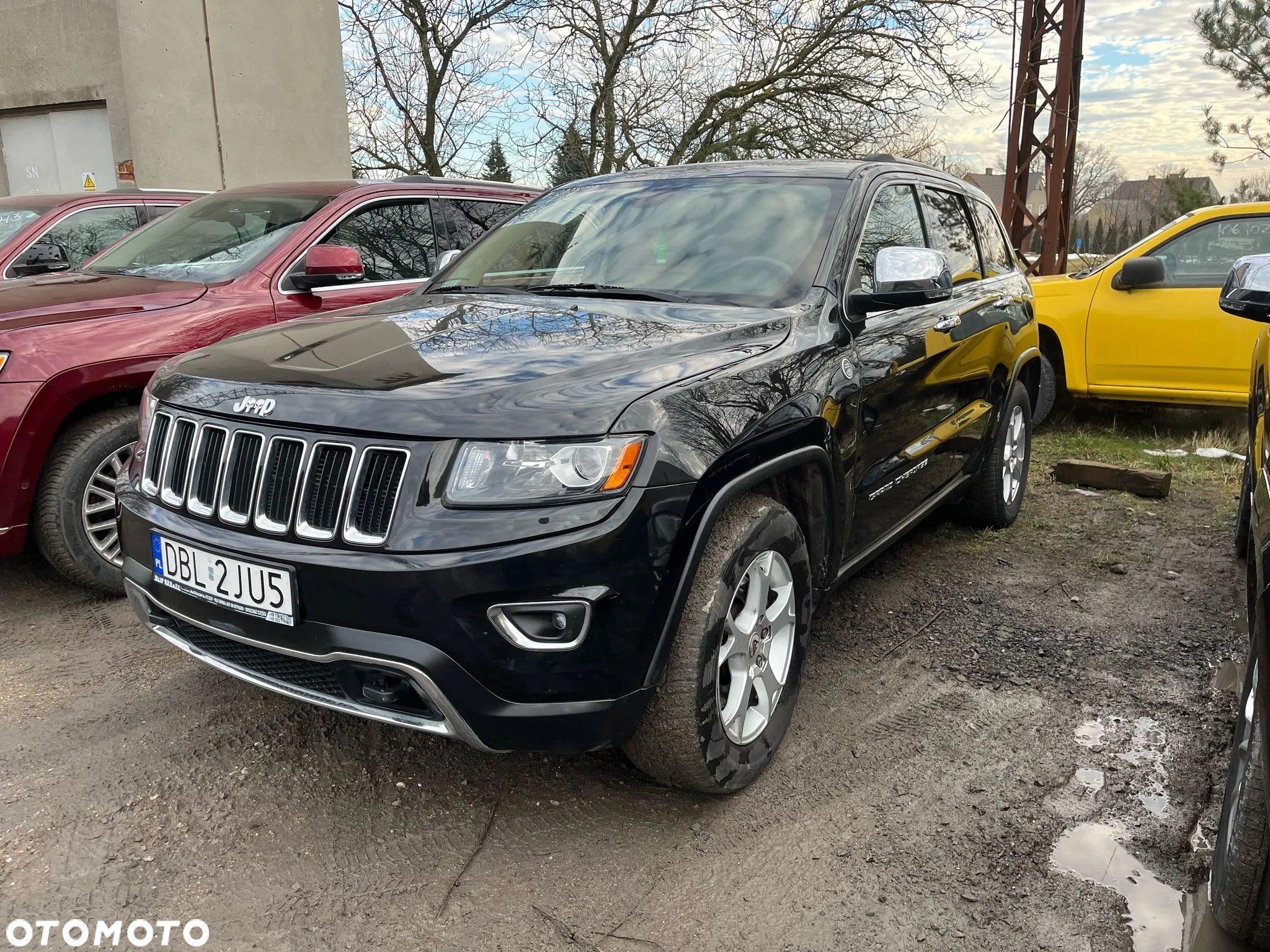 Jeep Grand Cherokee - 23