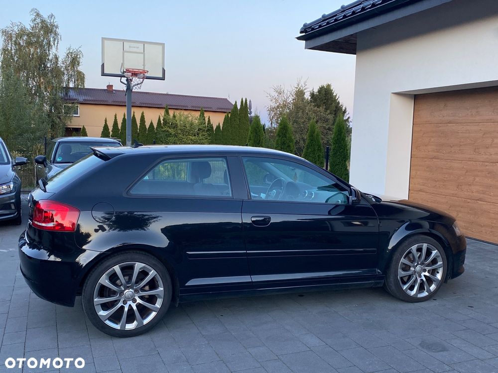 Audi A3 3-drzwiowe 2.0 TDI DPF (DSG) S tronic S Line Sportpaket plus - 17